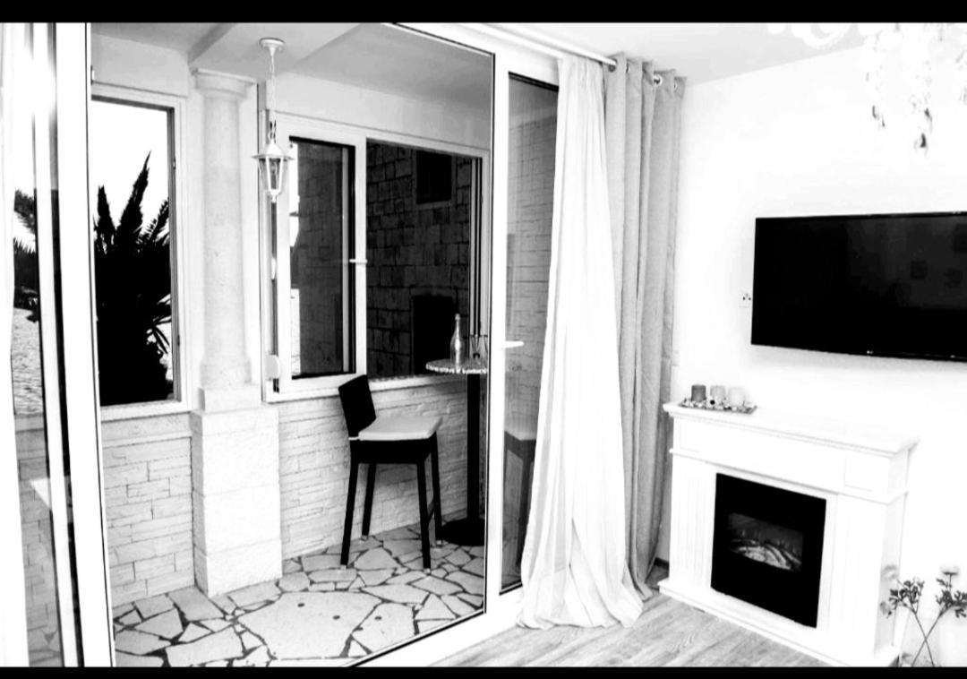 Apartman Cezar2 Рогозница Екстериор снимка