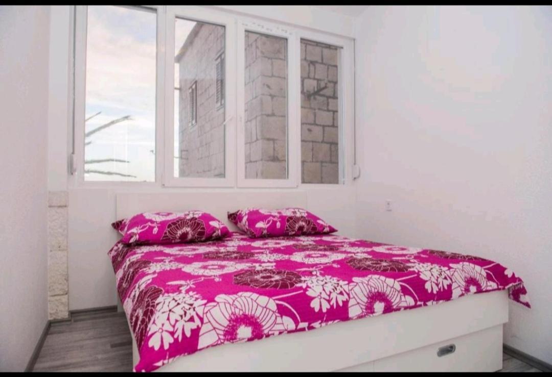 Apartman Cezar2 Рогозница Екстериор снимка
