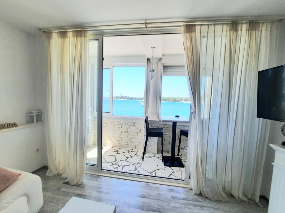 Apartman Cezar2 Рогозница Екстериор снимка